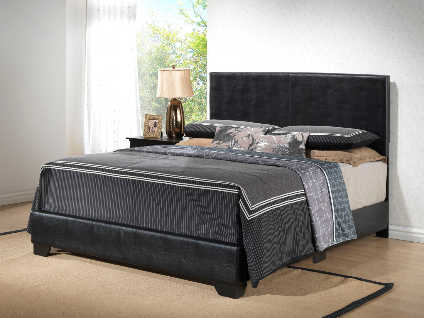 Glory Aaron Queen Platform Bed for a Bedroom