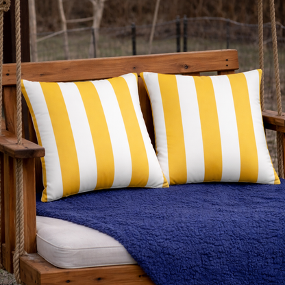 Waterproof Throw Pillows for Backyard and Patio