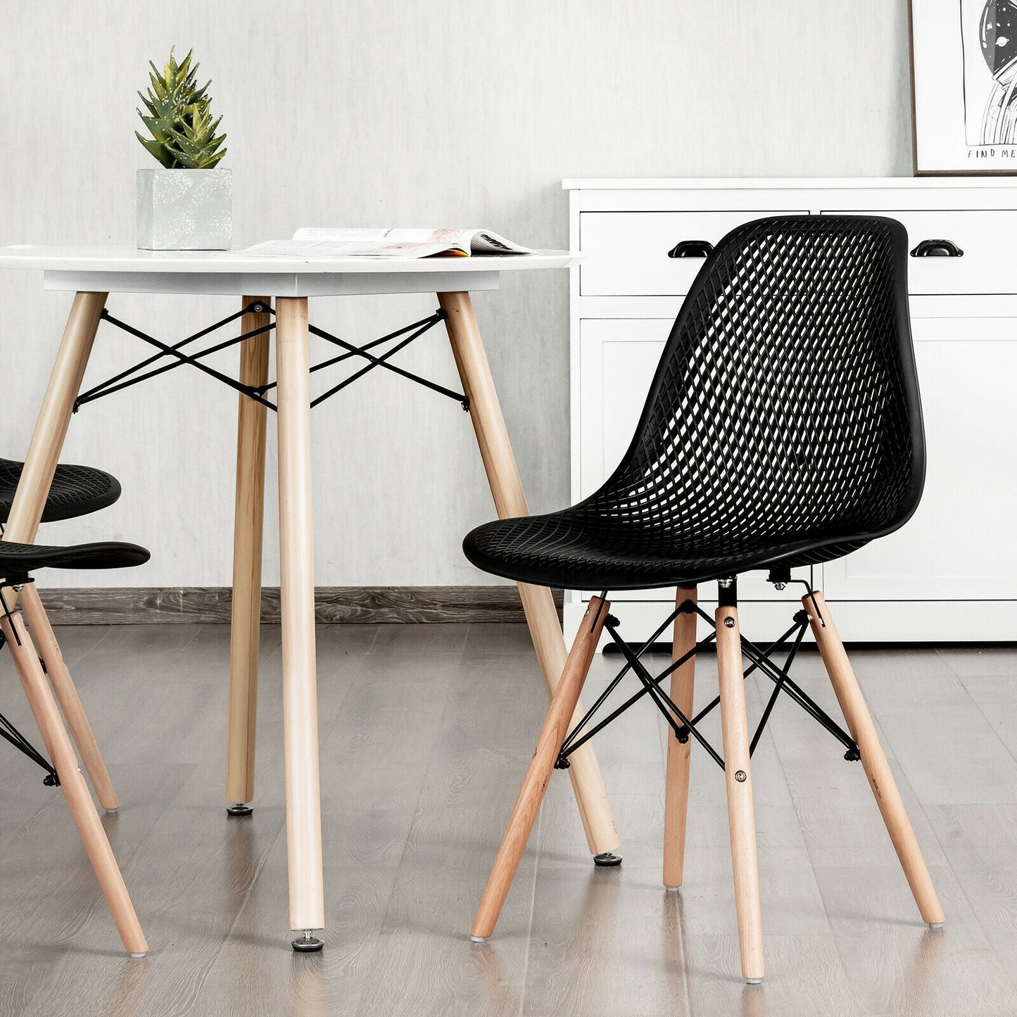 2 Pcs Modern Plastic Hollow Chair Set with Wood Leg-Green