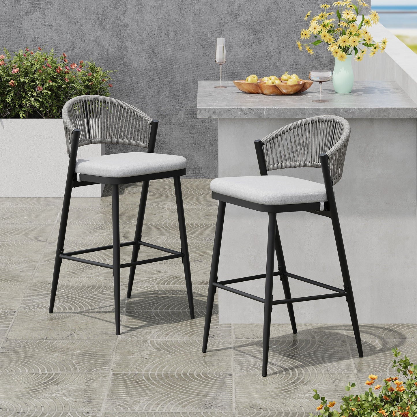 Outdoor Bar Stools With Scallop Cushion And Frame