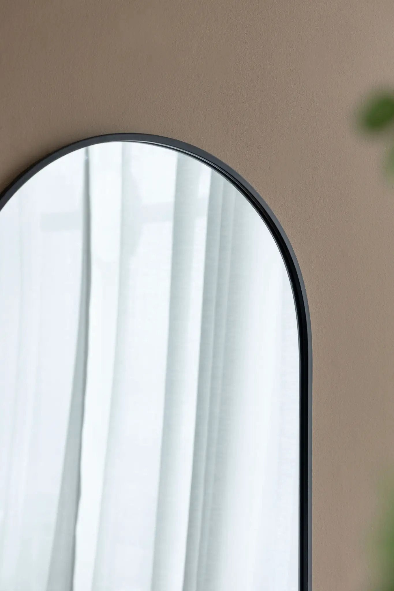 Arched Wall Mirror With Metal Frame Living Room