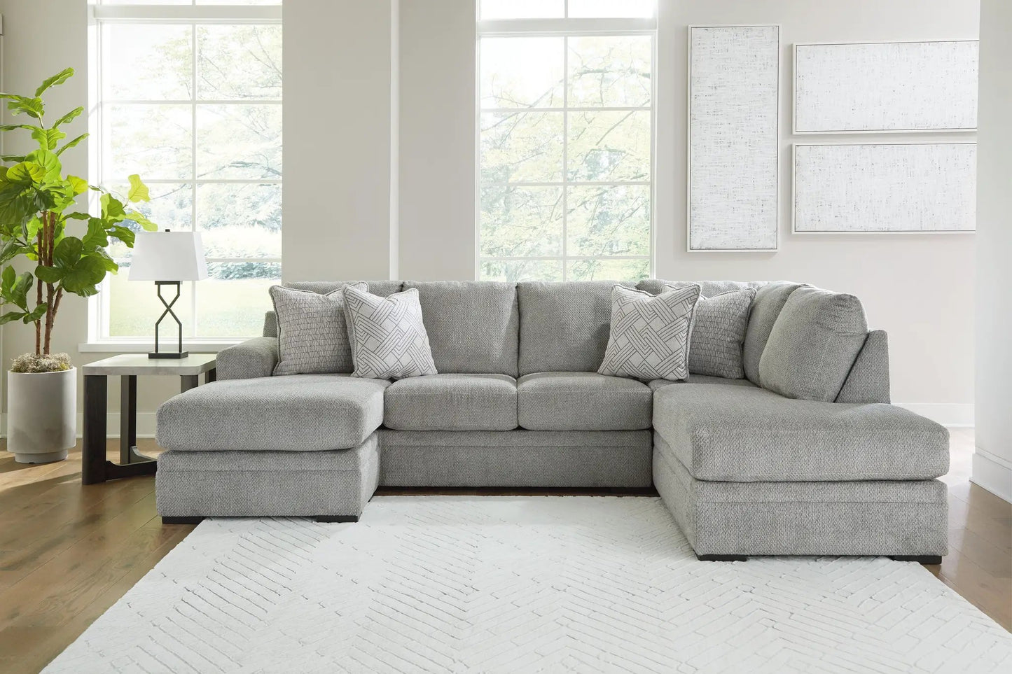 Casselbury Sectional Sofa for Cozy Family Nights