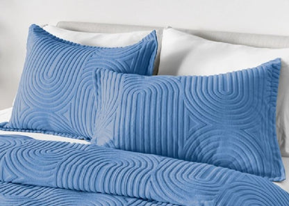 BedGear King Duvet Set blue racetrack with quilted circular pattern, 2 shams on Tampa Home & Garden Store