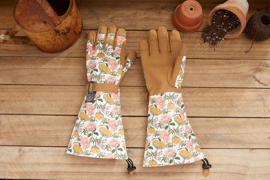 Arm Saver Gloves by Womanswork floral back, tan leather palms, adjustable strap (2) on Tampa Home & Garden Store