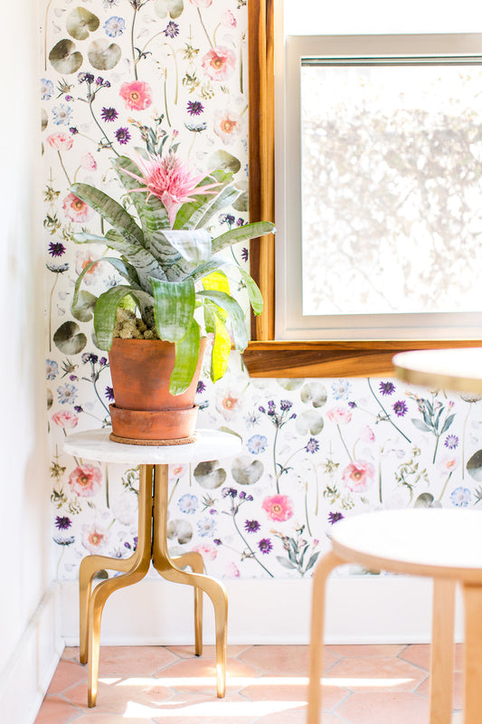 Floral Finds Wallpaper, white - Tampa Home & Garden Store