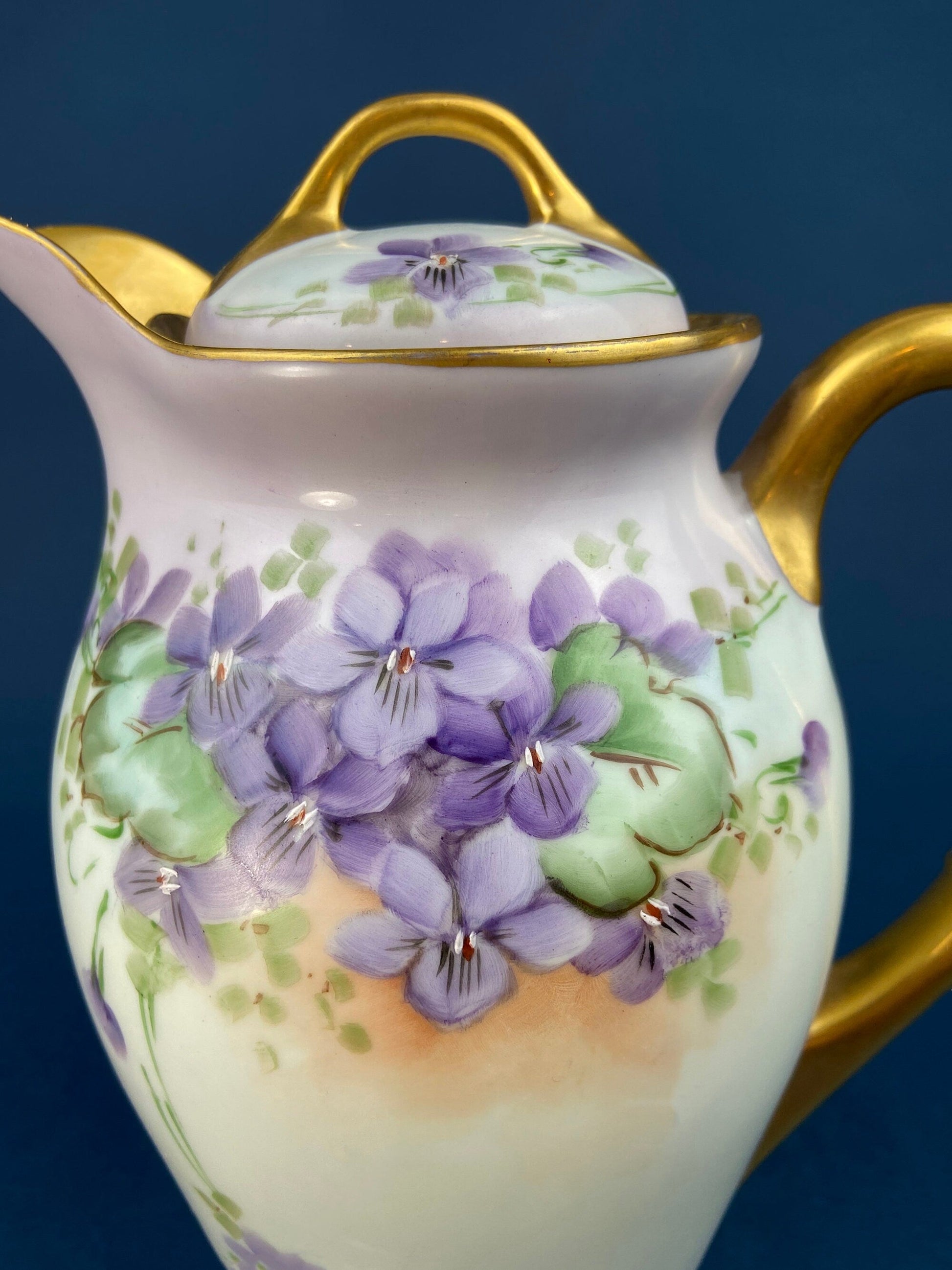 Antique Bavarian Coffee Pot. UNO Favorite, European Porcelain with Hand-Painted Violets. Fine Collectible China. - Tampa Home & Garden Store