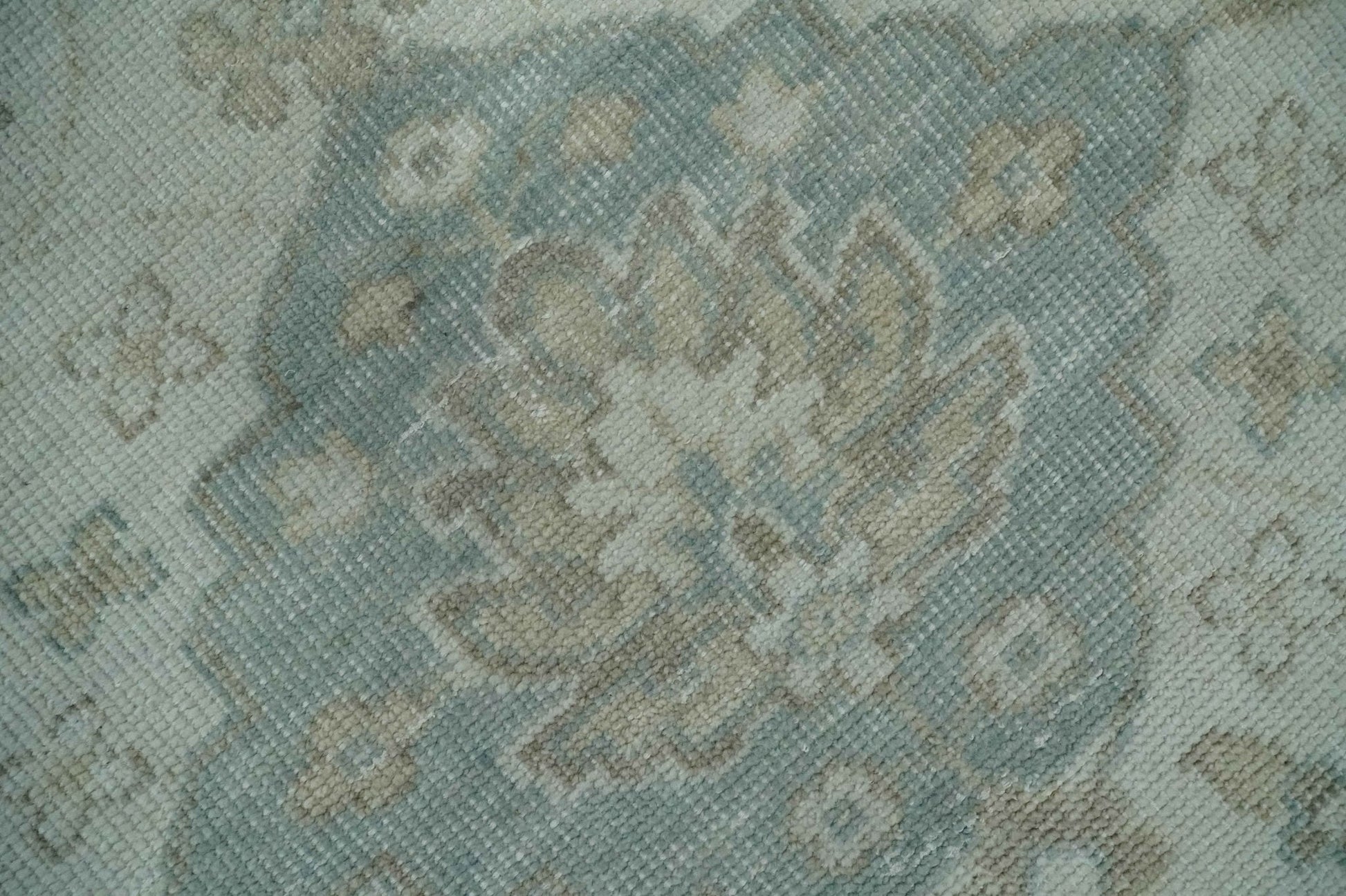 Antique Design Medallion Earthy Ivory and Camel 8x10 wool Area Rug - Tampa Home & Garden Store