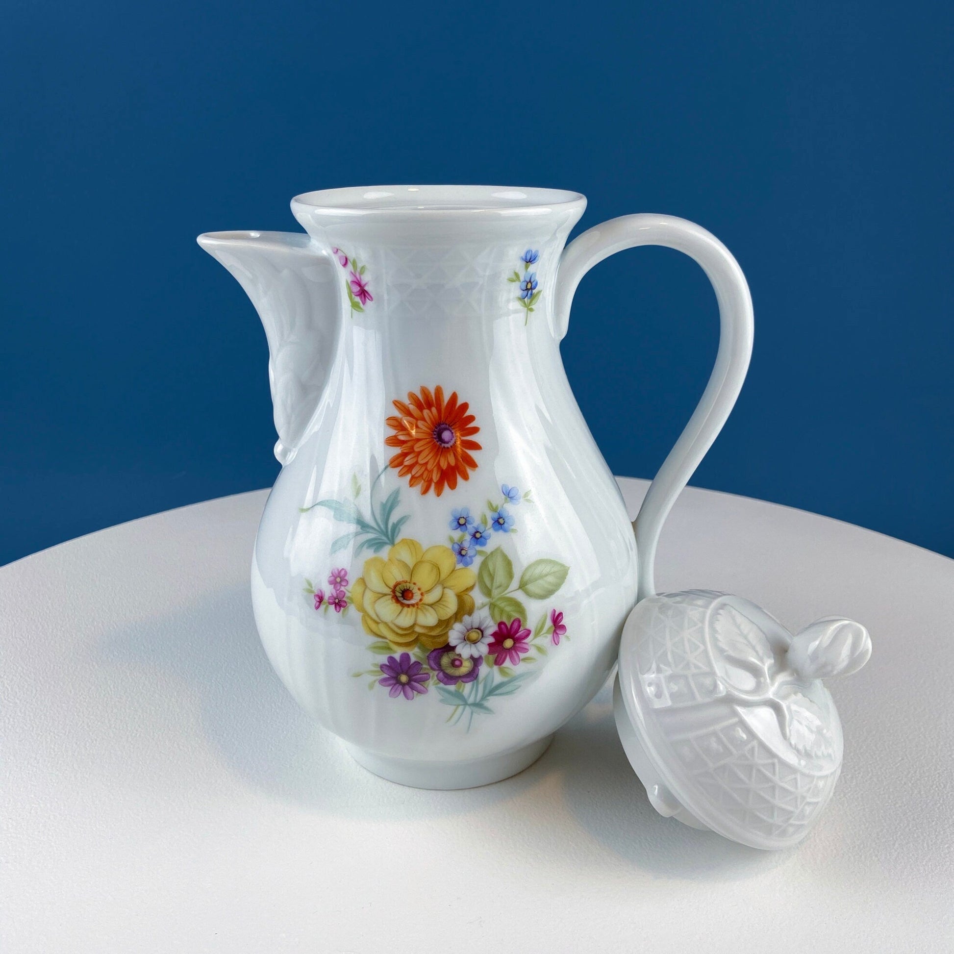 Antique Hutschenreuther Porcelain Coffee Set. Coffee or Teapot, Sugar Jar, Creamer, 2 8" Dessert Plates, & 6 Tea Cups/Saucers. Floral Motif. - Tampa Home & Garden Store
