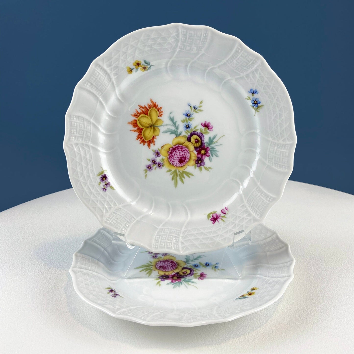 Antique Hutschenreuther Porcelain Coffee Set. Coffee or Teapot, Sugar Jar, Creamer, 2 8" Dessert Plates, & 6 Tea Cups/Saucers. Floral Motif. - Tampa Home & Garden Store