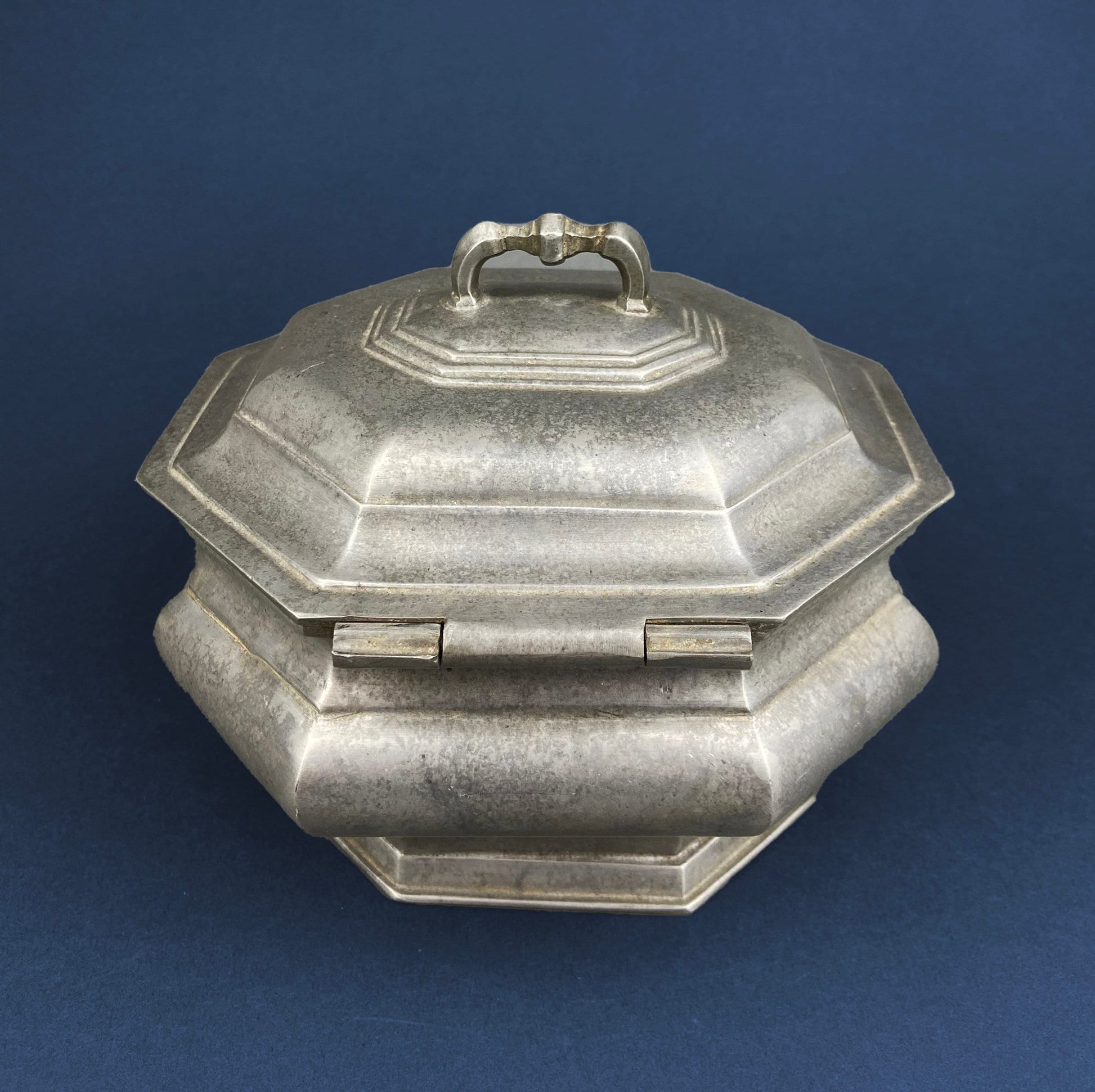 Antique Italian Pewter Box with Hinged Lid. Large Pewter Bowl Made in Italy. Trinket or Jewelry Box. - Tampa Home & Garden Store