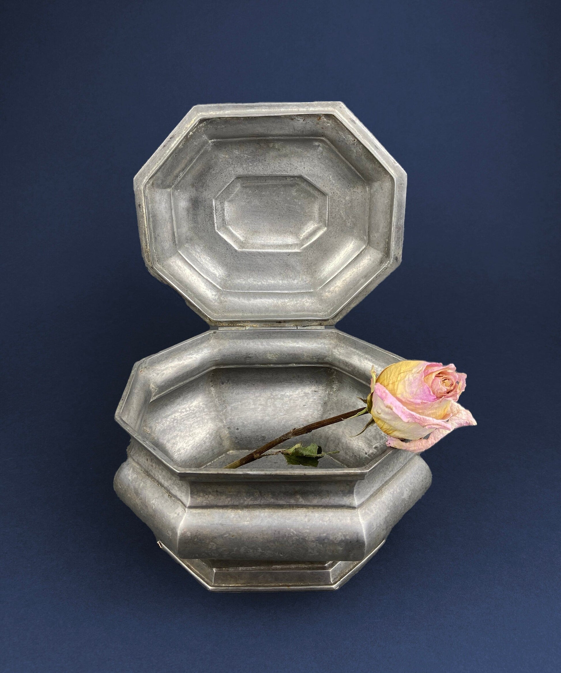 Antique Italian Pewter Box with Hinged Lid. Large Pewter Bowl Made in Italy. Trinket or Jewelry Box. - Tampa Home & Garden Store