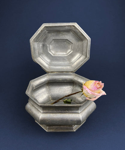 Antique Italian Pewter Box with Hinged Lid. Large Pewter Bowl Made in Italy. Trinket or Jewelry Box. - Tampa Home & Garden Store