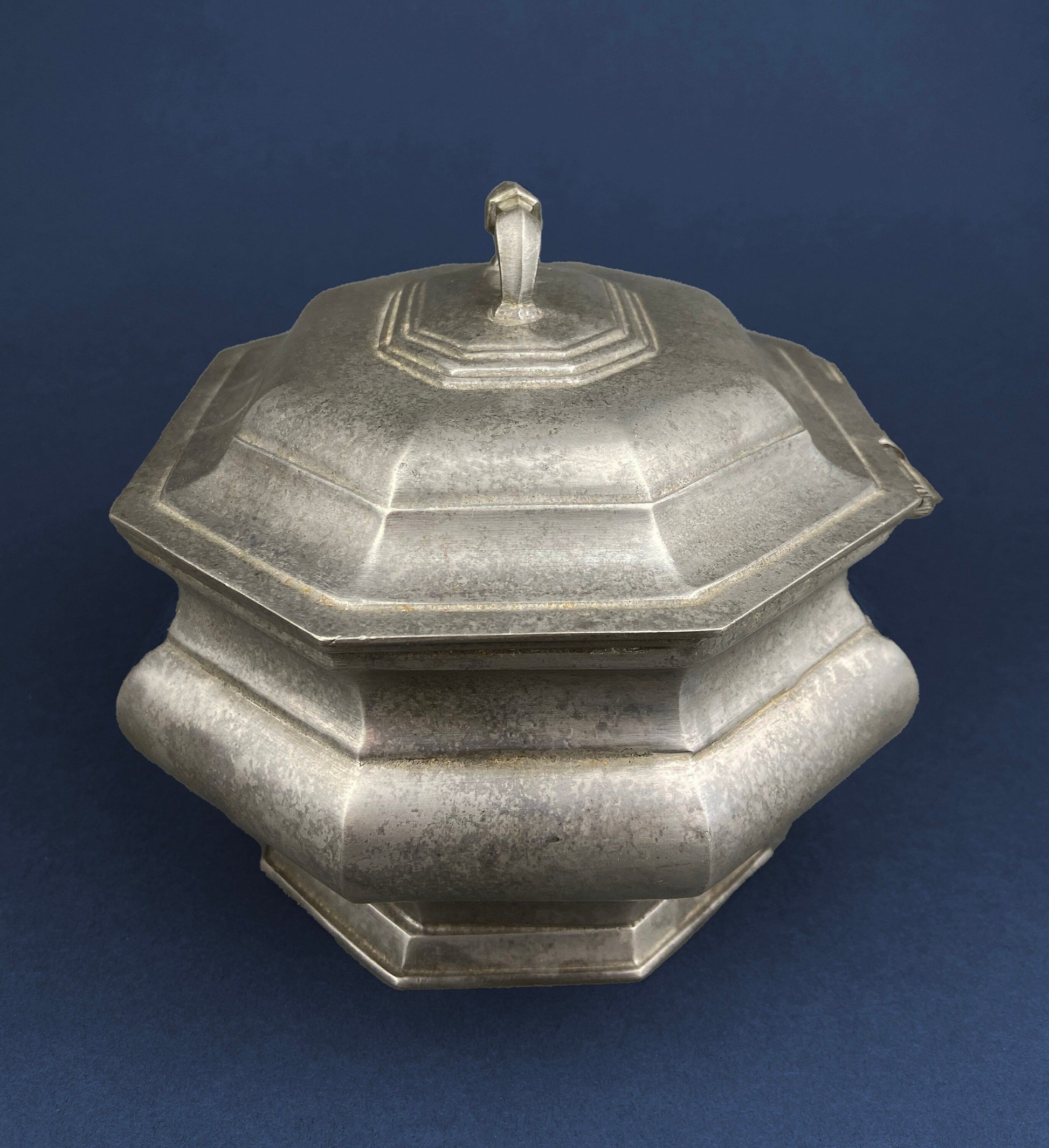 Antique Italian Pewter Box with Hinged Lid. Large Pewter Bowl Made in Italy. Trinket or Jewelry Box. - Tampa Home & Garden Store