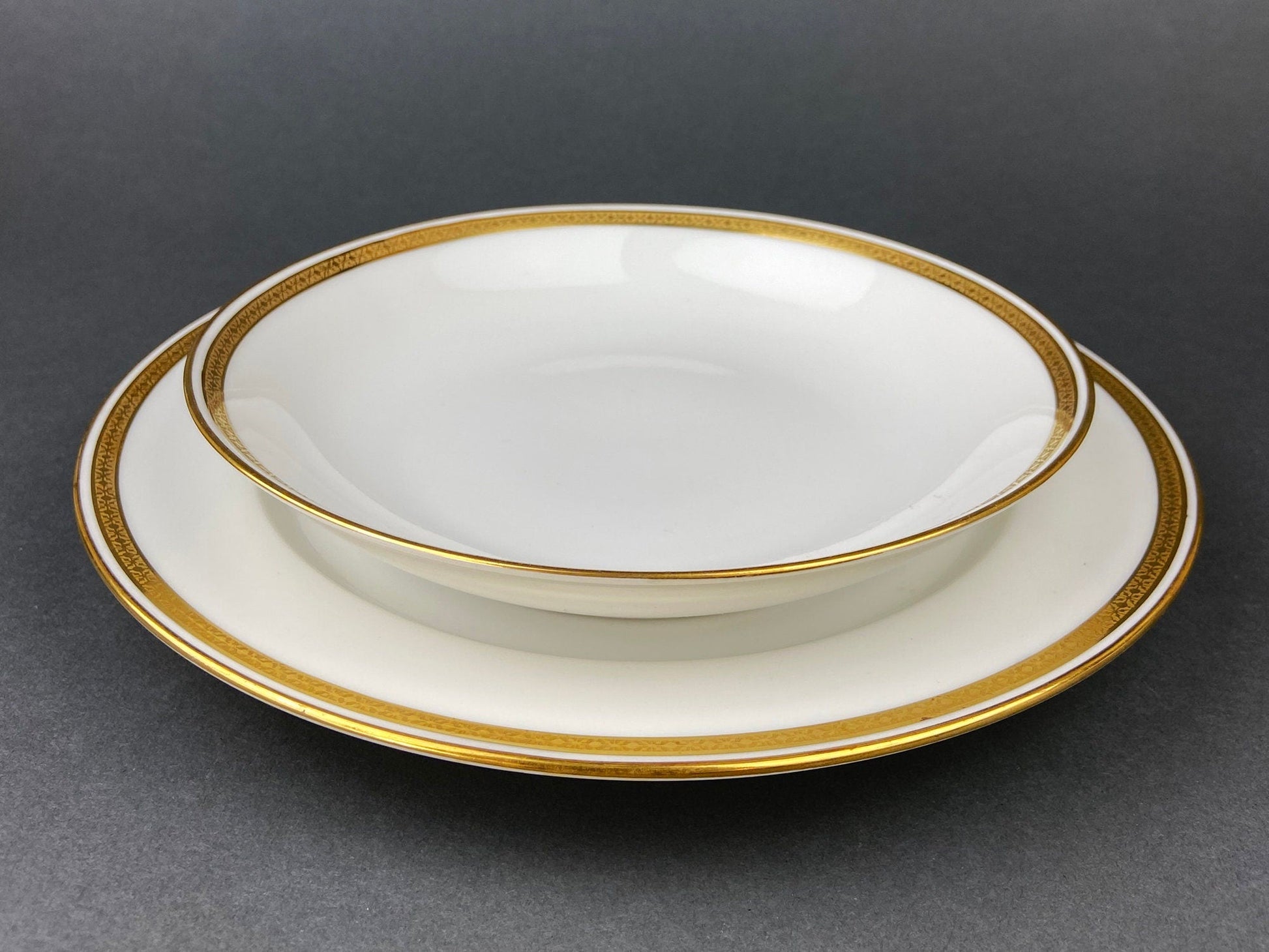 Antique Limoges Porcelain Tureen.  Wedding Band China. Soup Serving Dish. Finest Porcelain by Haviland, France - Tampa Home & Garden Store