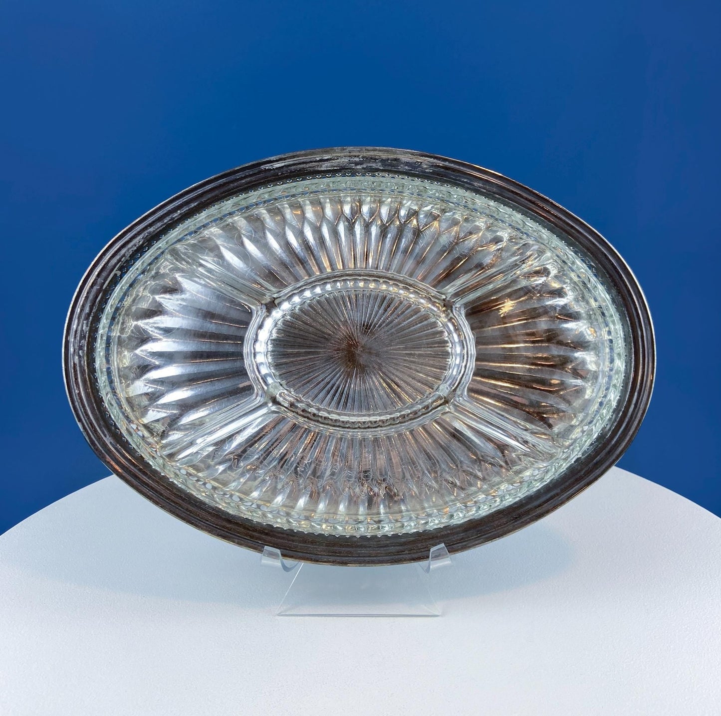 Antique Oval Silver & Glass Serving Platter. Godinger Silver Art. Fluted Glass with Etched Reticulated Silver Tray. Hosting Essential. - Tampa Home & Garden Store