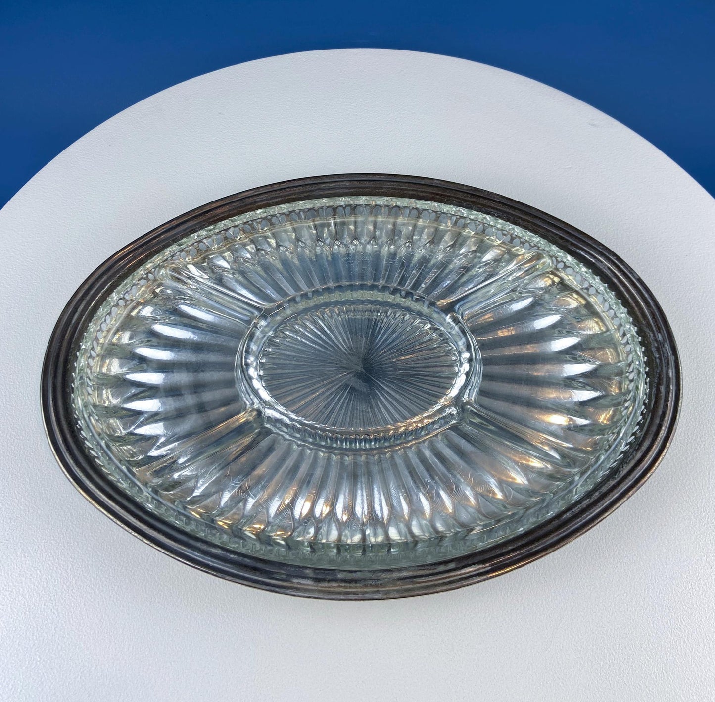 Antique Oval Silver & Glass Serving Platter. Godinger Silver Art. Fluted Glass with Etched Reticulated Silver Tray. Hosting Essential. - Tampa Home & Garden Store