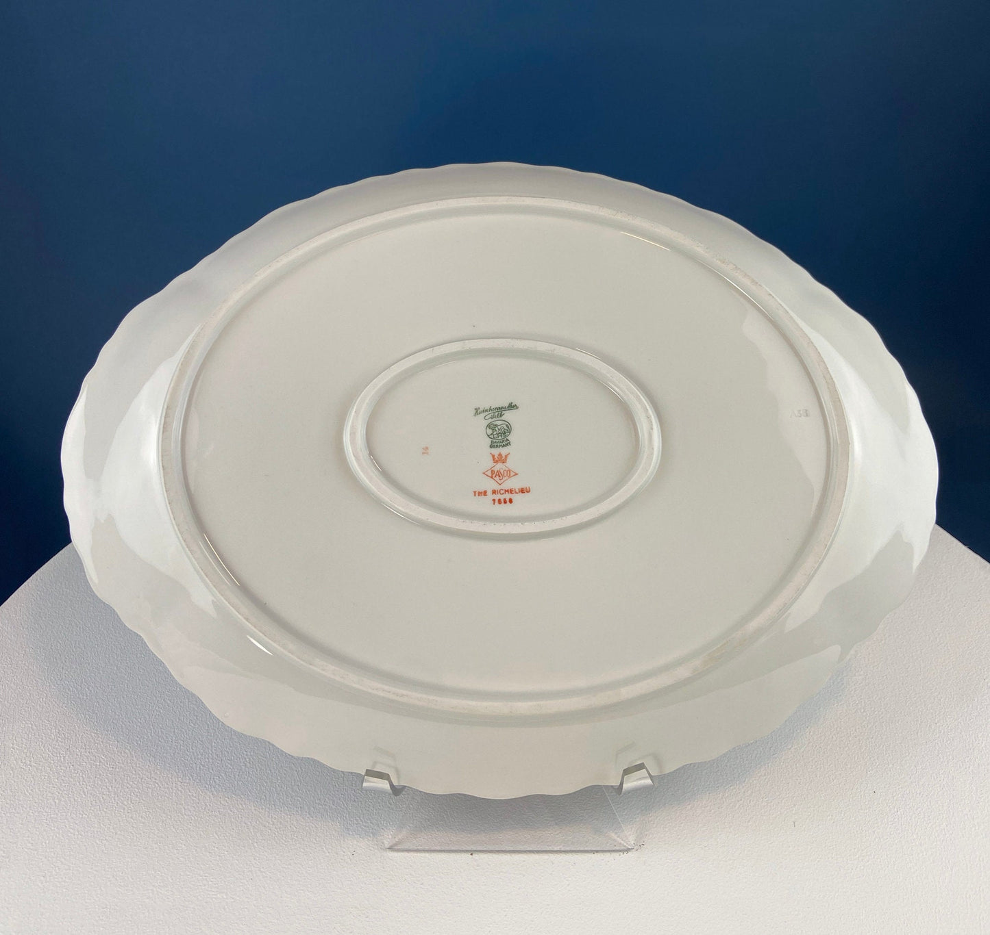 Antique Porcelain Serving Dishes. Set of Five Hutschenreuter Platters and Bowls with Pink Rose Garlands Motif. - Tampa Home & Garden Store
