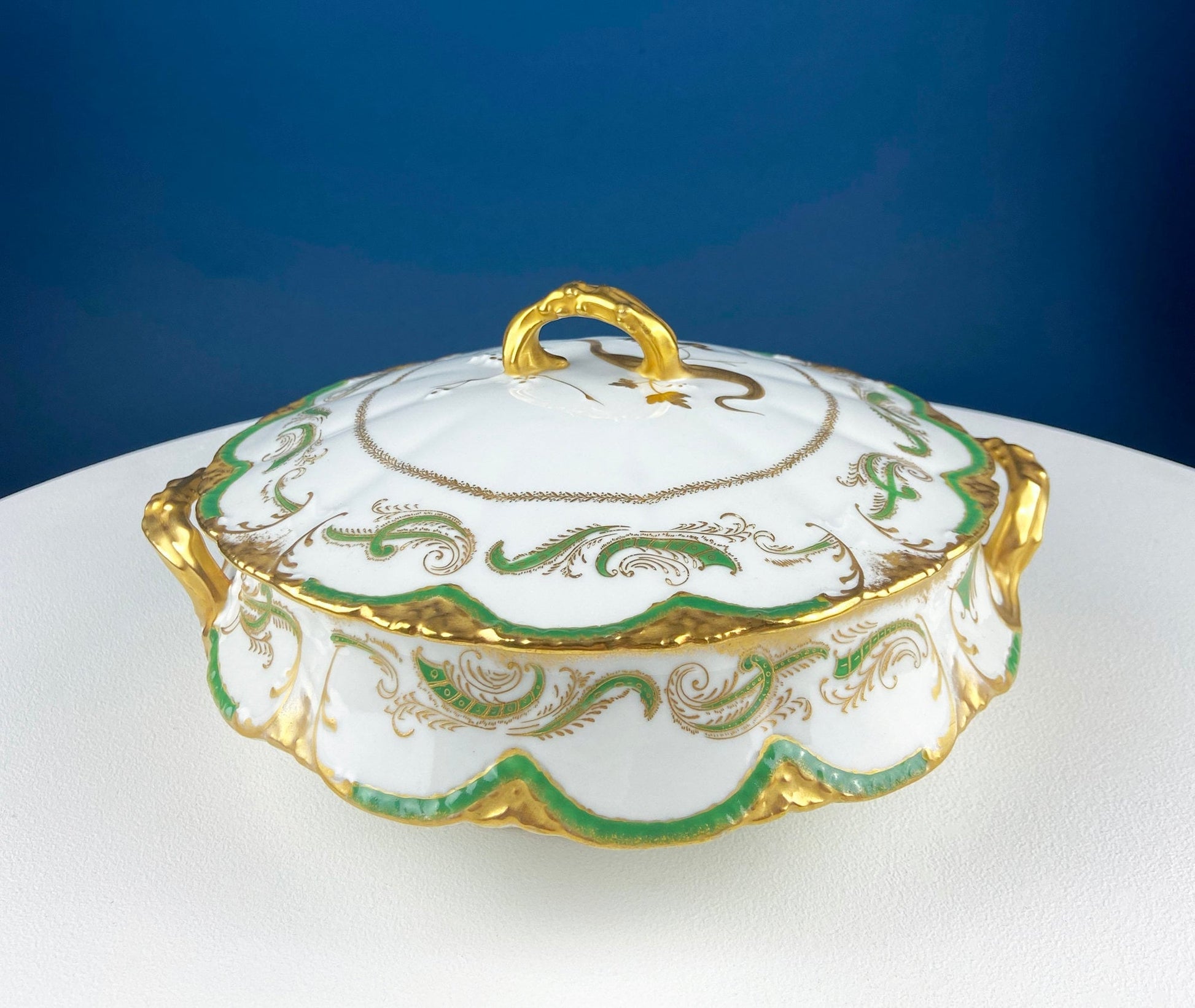 Antique Wedgwood Porcelain Tureen. Oval Soup Serving Dish with Black/White Motifs and Reliefs. Scalloped Edges. Family Dining. Holiday. - Tampa Home & Garden Store