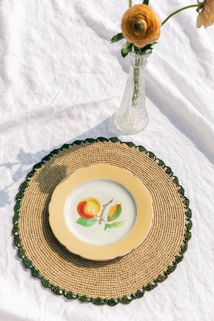 Aura Green edge placemat, Woven raffia tabletop - Tampa Home & Garden Store