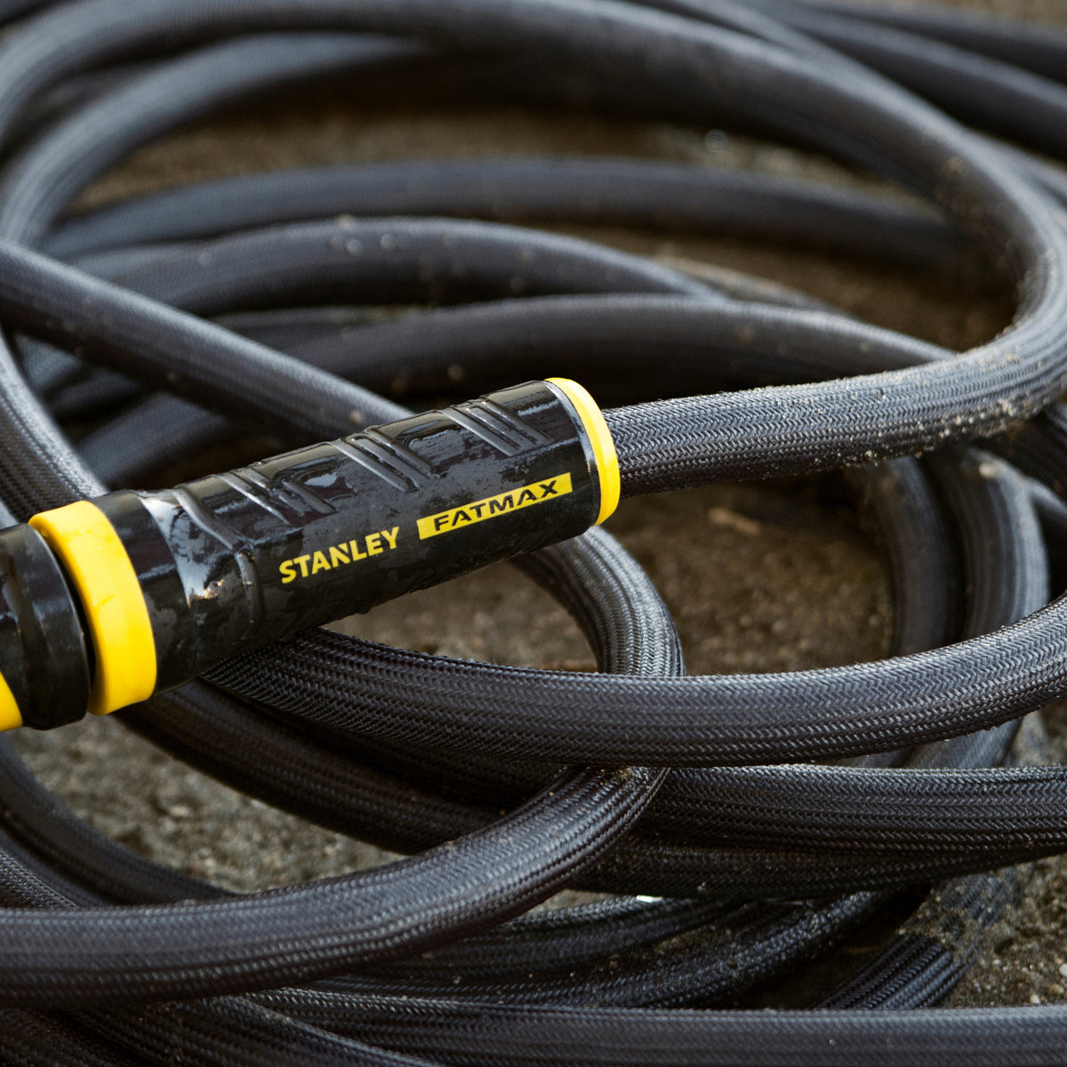 Stanley 100 ft x 5/8" Fabric Hose w/Swivel Coupling