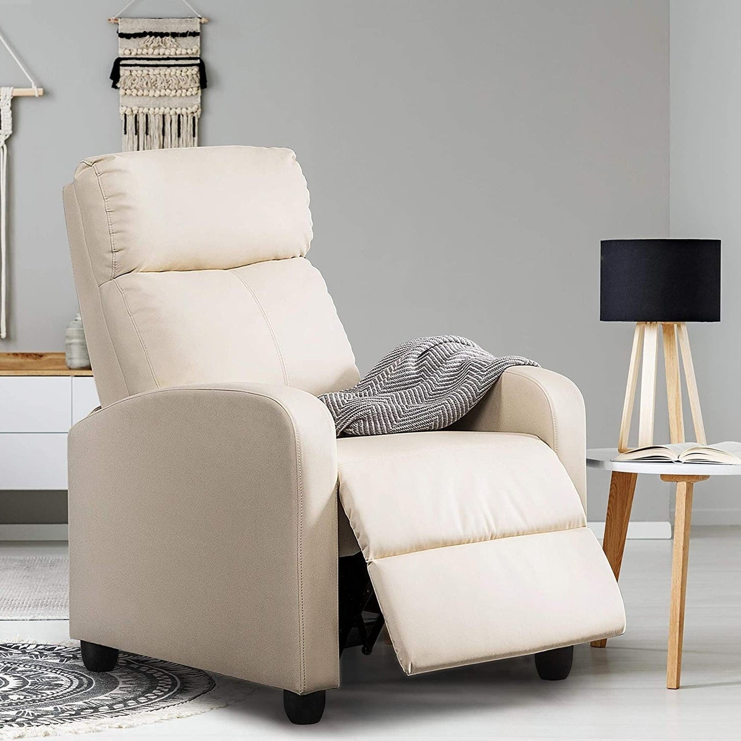 Sillón reclinable push-back de piel sintética de alta densidad color blanco roto