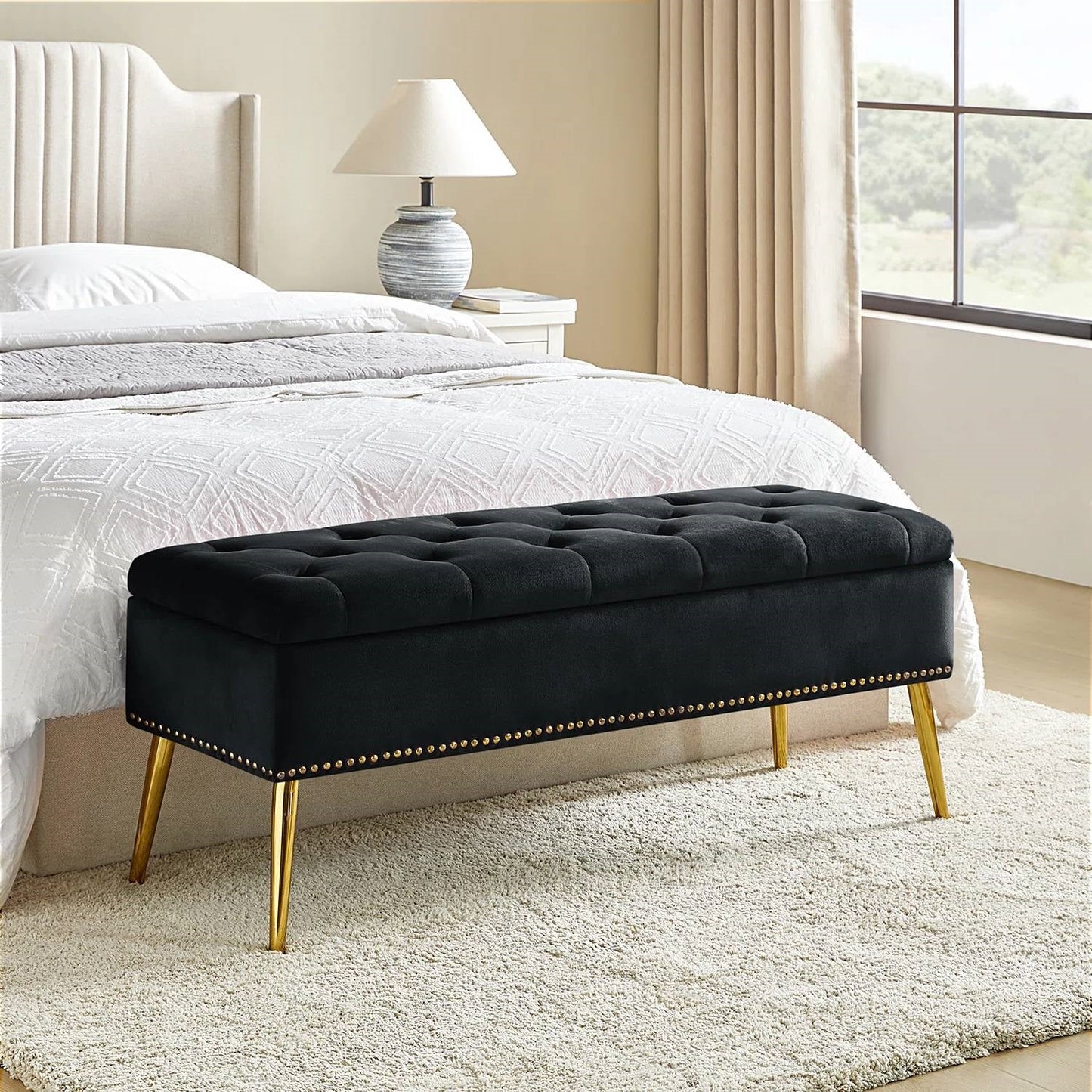 Banco de Almacenamiento Mid-Century Modern para Pie de Cama con Asiento de Terciopelo Negro y Patas Doradas