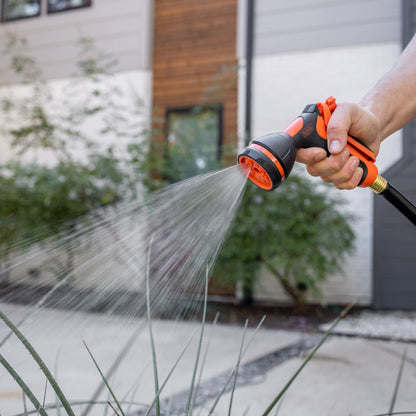 B+D 8-Pattern Nozzle BXWNBB57390 hose end orange and black with 8 spray patterns Black+Decker on Tampa Home & Garden Store
