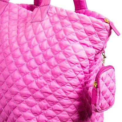 Alyssa Jumbo Quilted Nylon Tote – Lightweight, Spacious & Travel-Ready