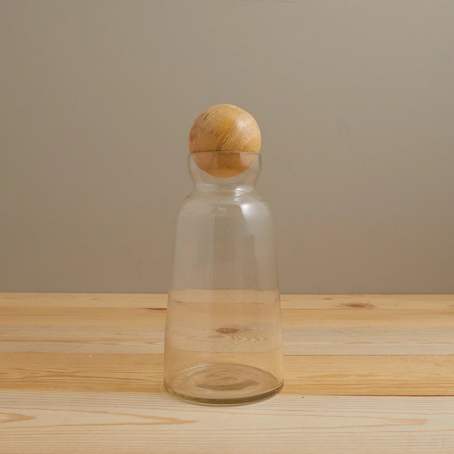 Baylor Decanter with Mango Wood Stopper, Medium - Tampa Home & Garden Store