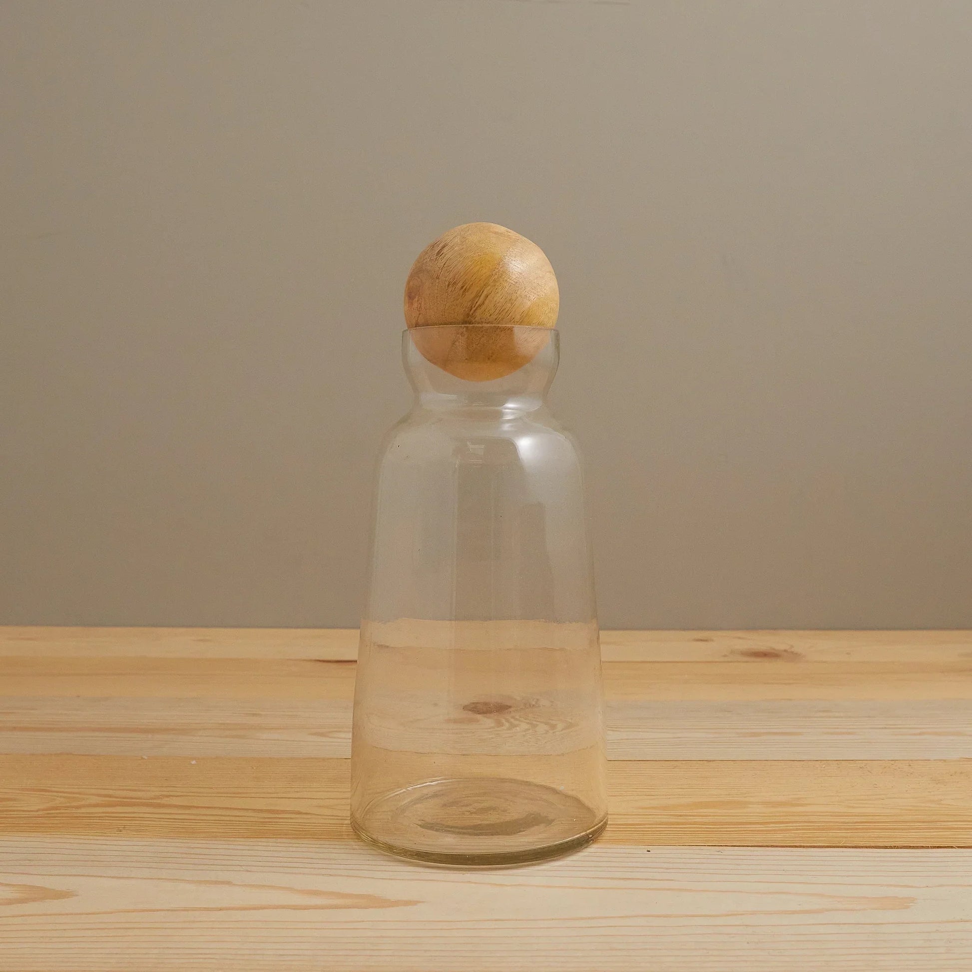 Baylor Decanter with Mango Wood Stopper, Medium - Tampa Home & Garden Store