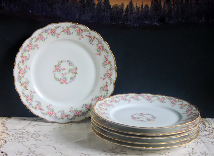 Berry Bowls by Limoges Elite. Set of Eight Berry Bowls. 5 inch Serving Bowls with Pink Roses & Scalloped Rim. - Tampa Home & Garden Store
