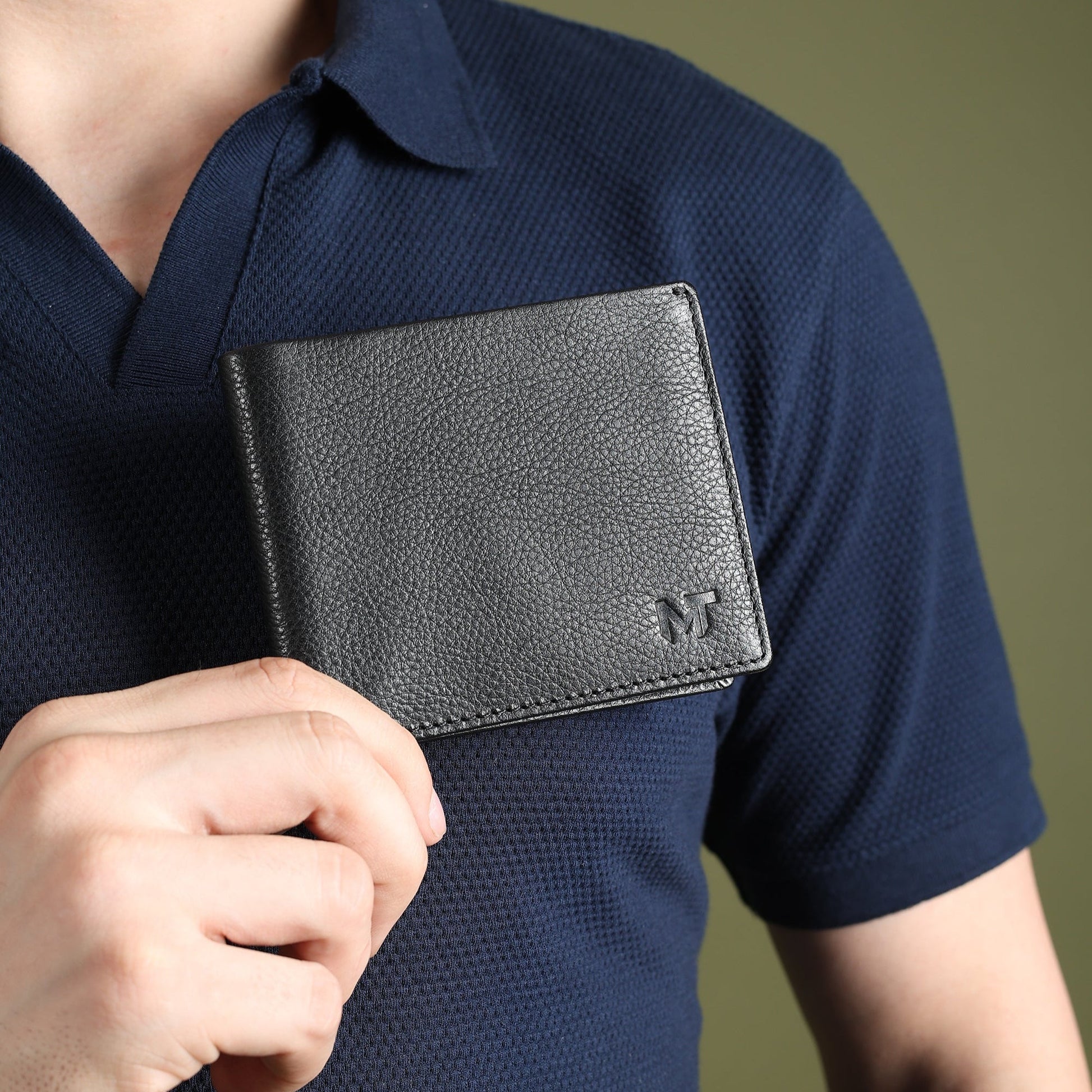 Black Minimal Contrast Wallet - Tampa Home & Garden Store