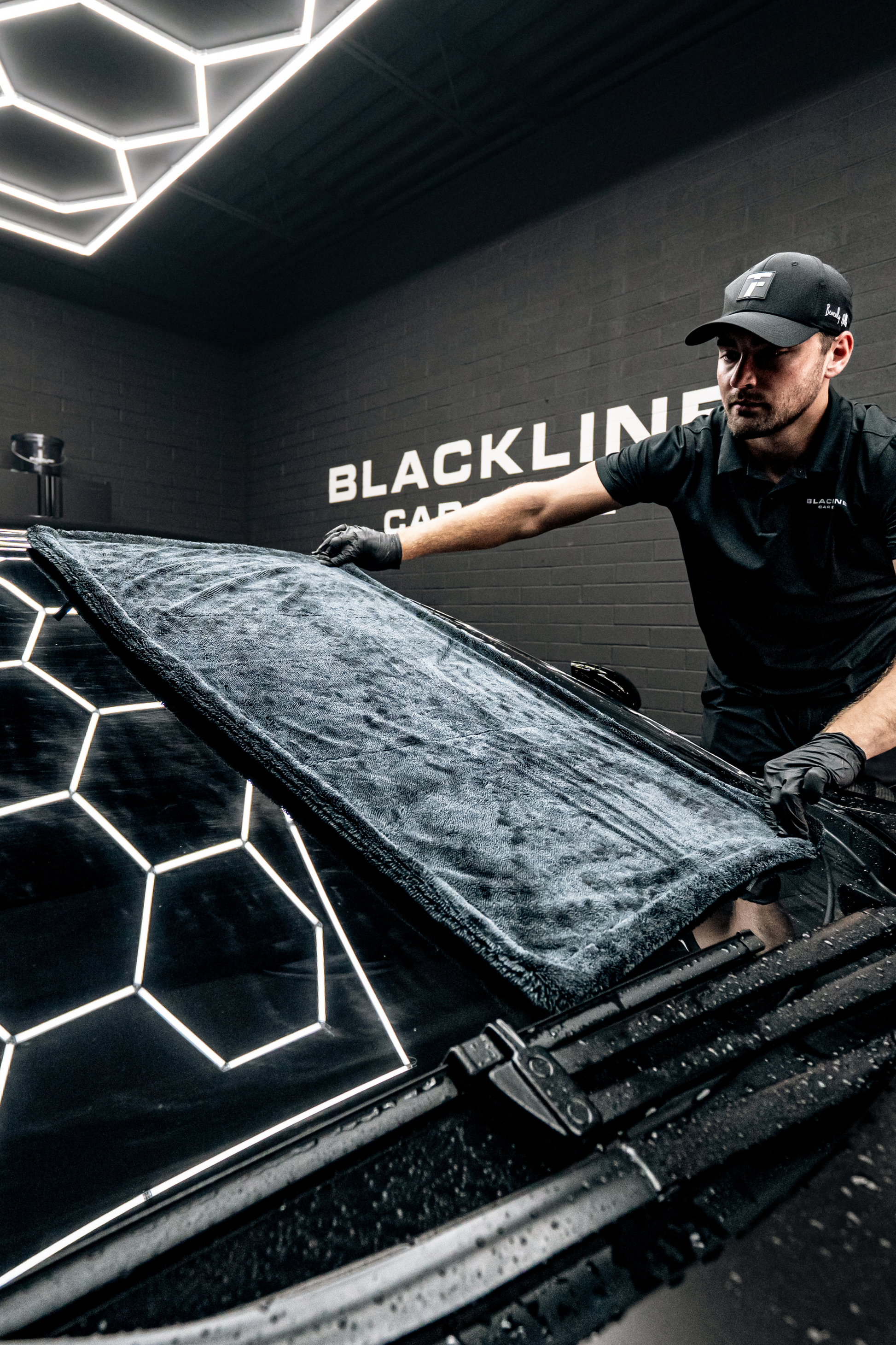 BLACKLINE Twisted-Loop Drying Towel, black plush material for car wash solutions on Tampa Home & Garden Store
