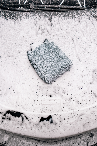 BLACKLINE® Microfiber Wash Mitt gray microfiber for vehicle cleaning by Blackline Car Care on Tampa Home & Garden Store