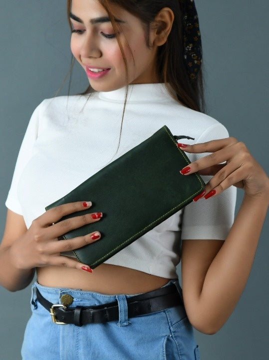 Blair Women's Wallet- Olive Green - Tampa Home & Garden Store