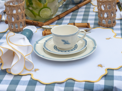 Bumble Bee Impermeable Placemat - Tampa Home & Garden Store