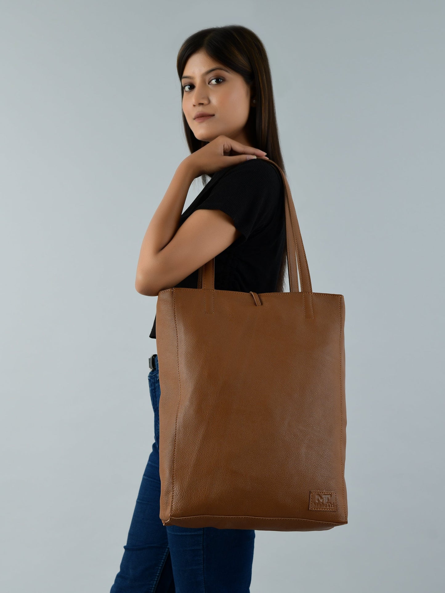 Café Chic Women's Leather Tote Bag - Tampa Home & Garden Store