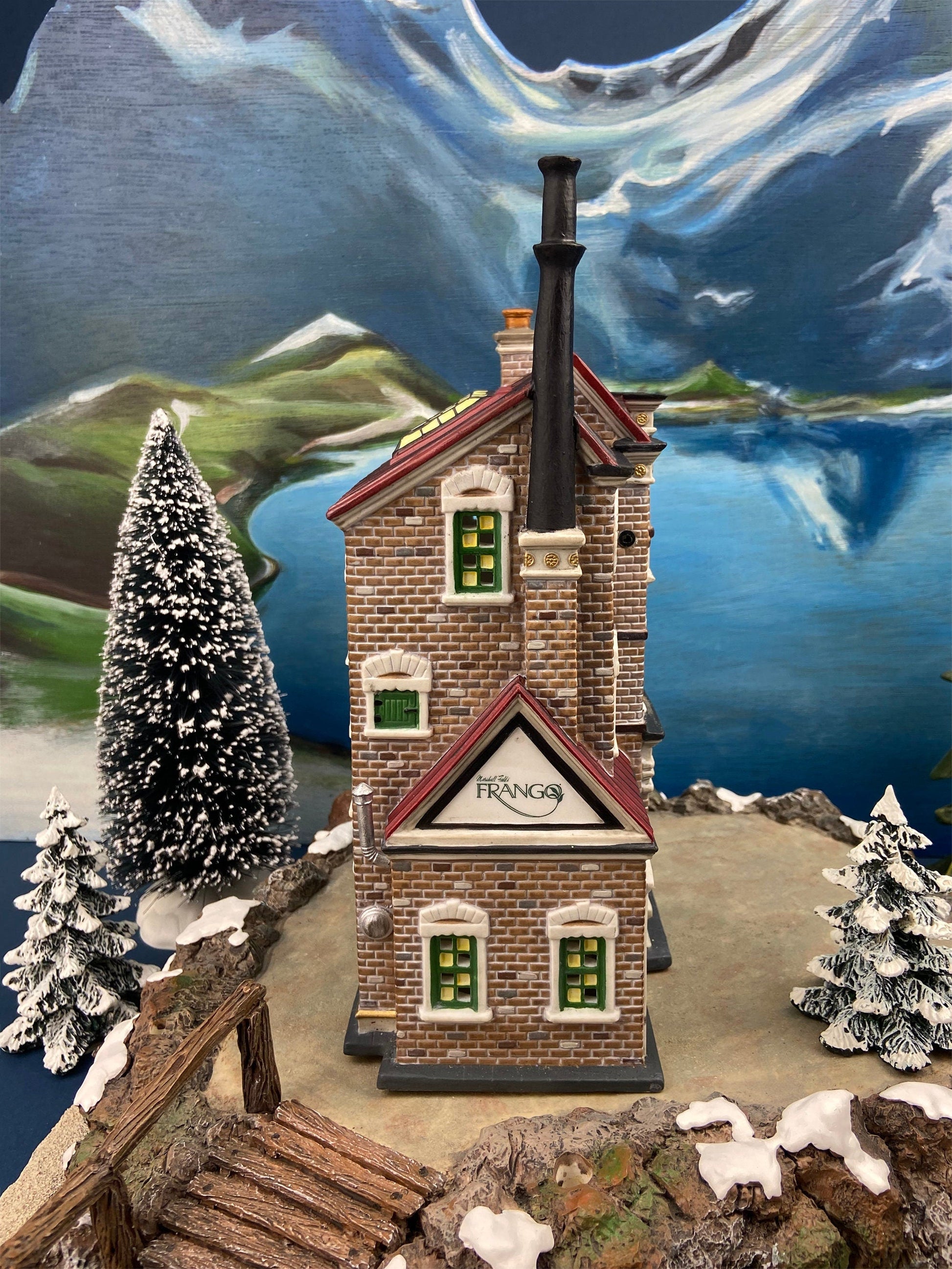 Christmas Department 56 / Apple Valley School / New England Village Series /  Hand Painted Porcelain Building with Lights. 1995 - Tampa Home & Garden Store