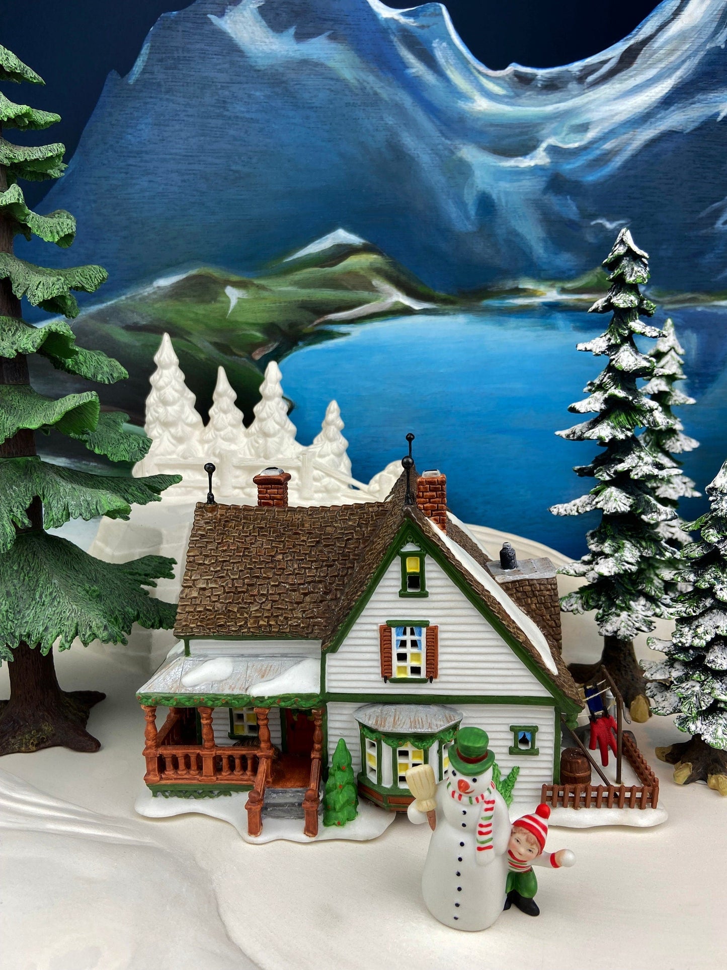 Christmas Village Accessories by Department 56.  Illuminated Harper's Farmhouse. New England Village Series. - Tampa Home & Garden Store