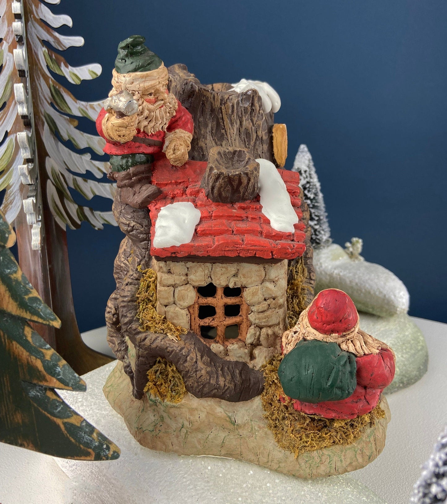 Christmas Village Dwarf's House with Light Kit - Tampa Home & Garden Store