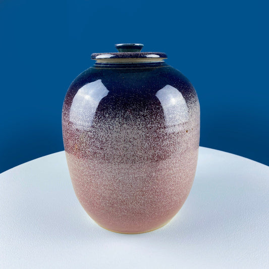 Clay High Gloss Gradient Color Urn with Lid. Hand Made Flower Vase. Rustic Home or Cabin Decor. Modern Farmhouse. Florist Supplies. - Tampa Home & Garden Store