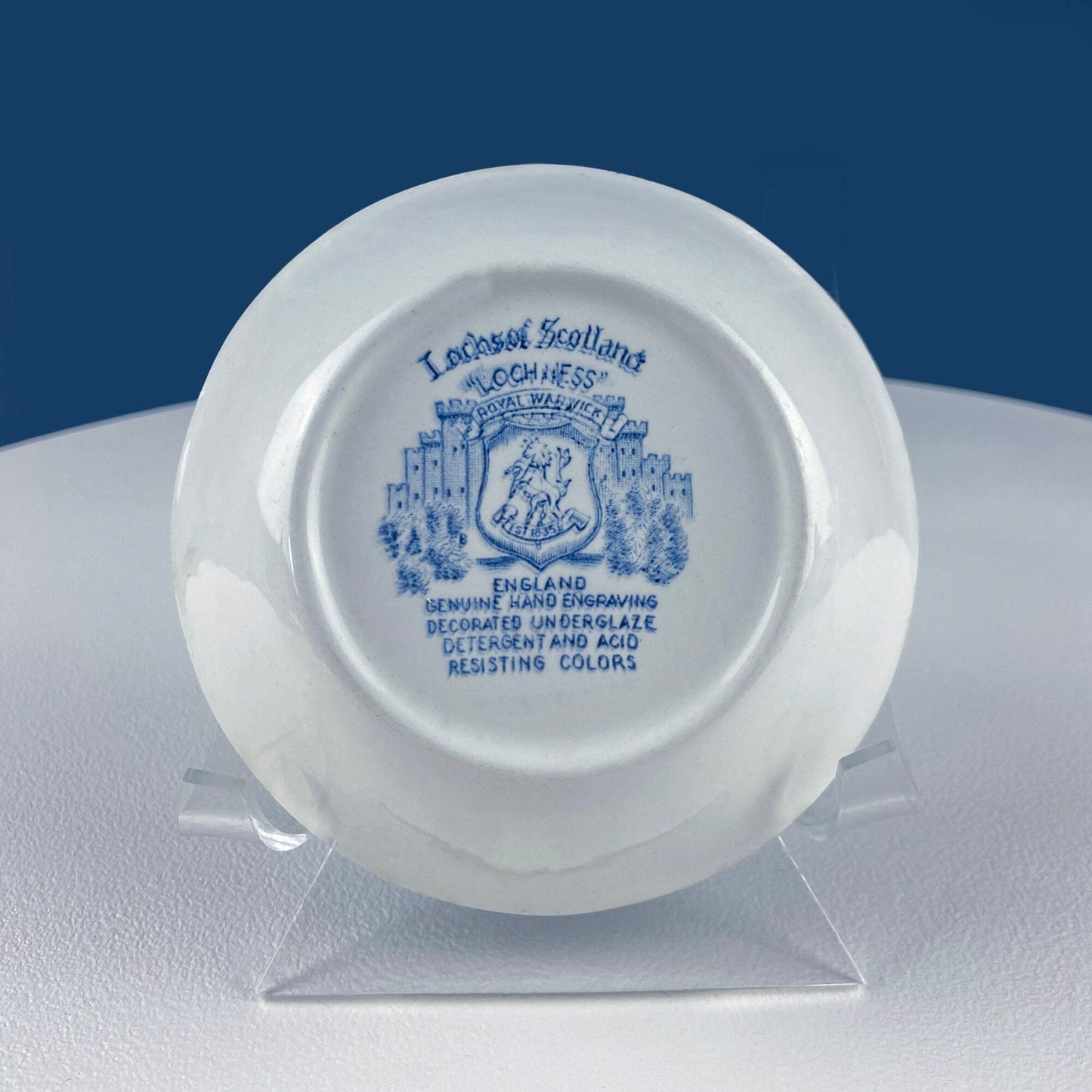 Collection of Fine English Blue White Tableware. 3 Plates & 2 Berry Bowls. Lochs of Scotland. Huddington Court. Tonquin by Mott. Rustic Home - Tampa Home & Garden Store