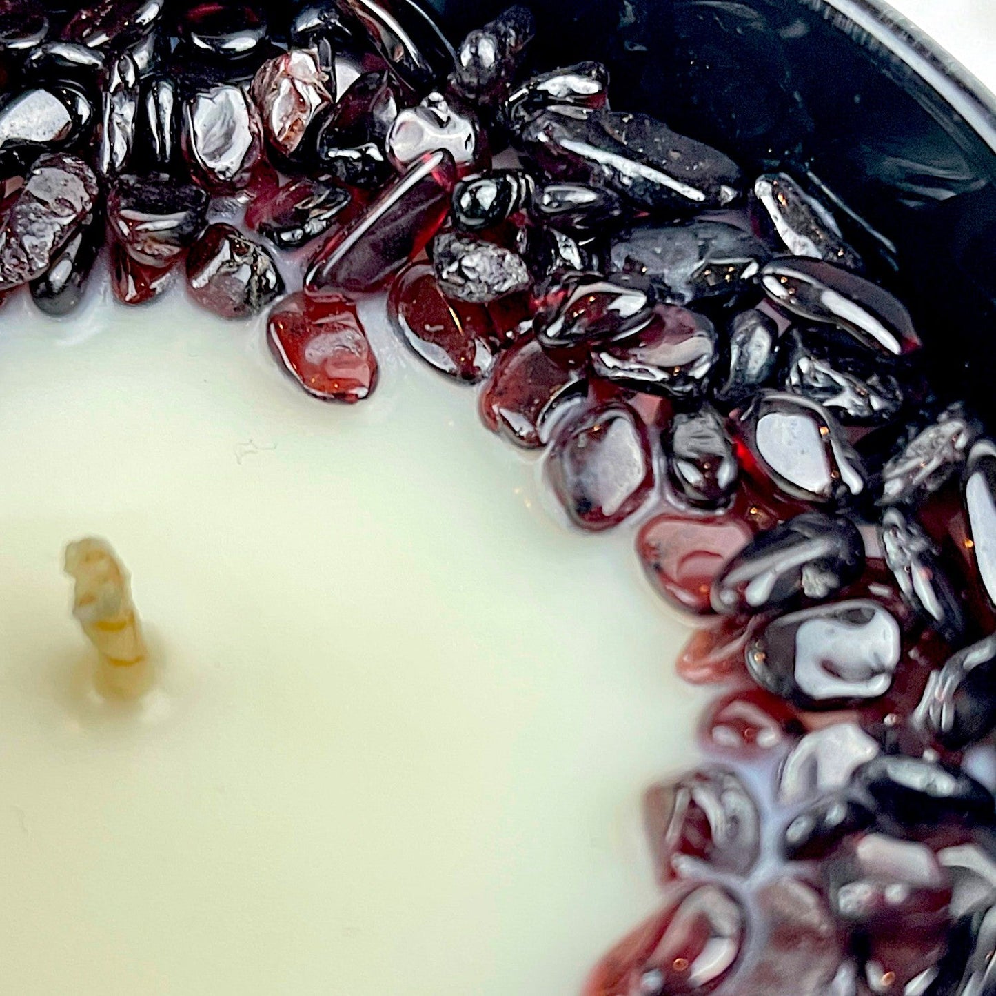 Cool Eucalyptus Mint Crystal Candle with Garnet | Coconut-Soy Wax Candle, 9oz - Tampa Home & Garden Store