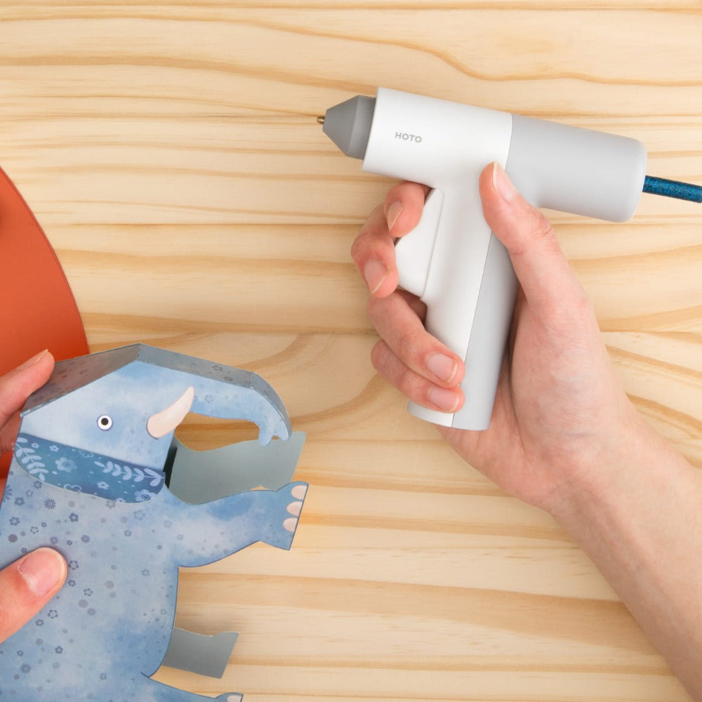 Cordless Manual-Feeding Glue Gun - Tampa Home & Garden Store