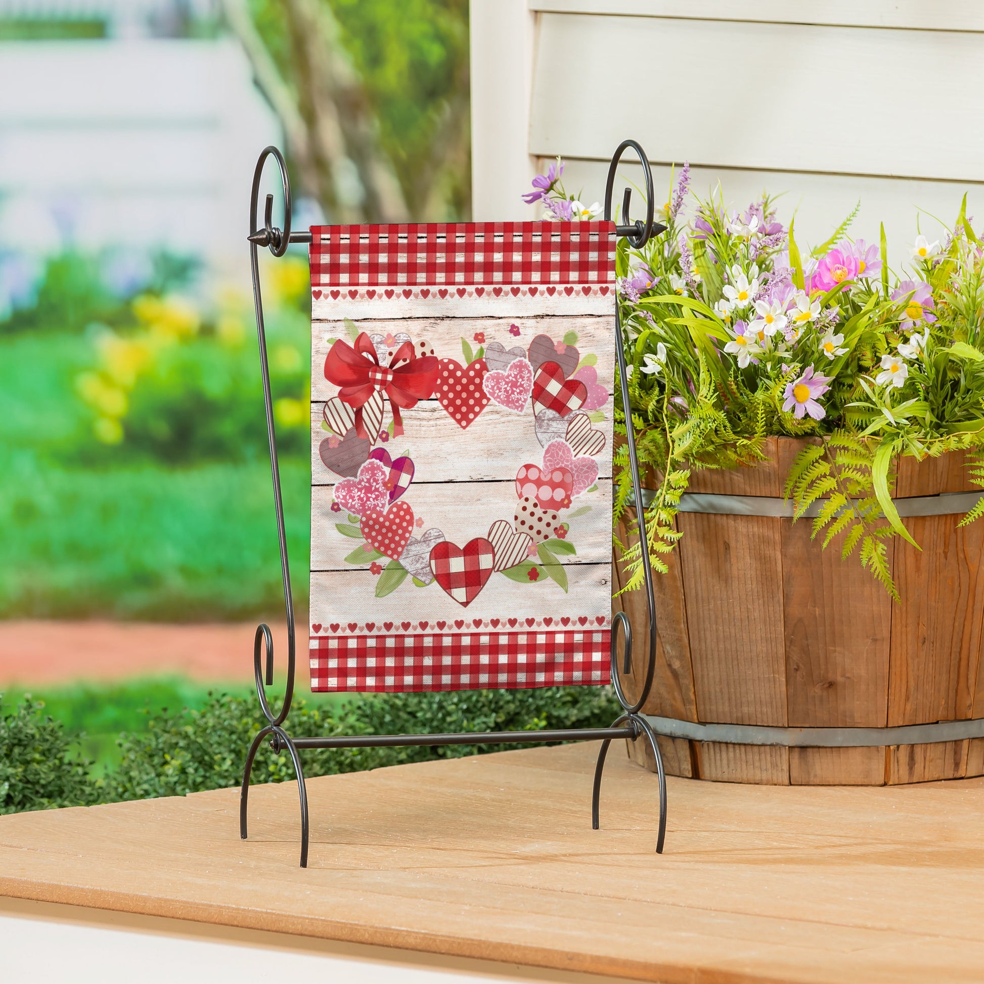 Country Heart Wreath Burlap Garden Flag - Tampa Home & Garden Store