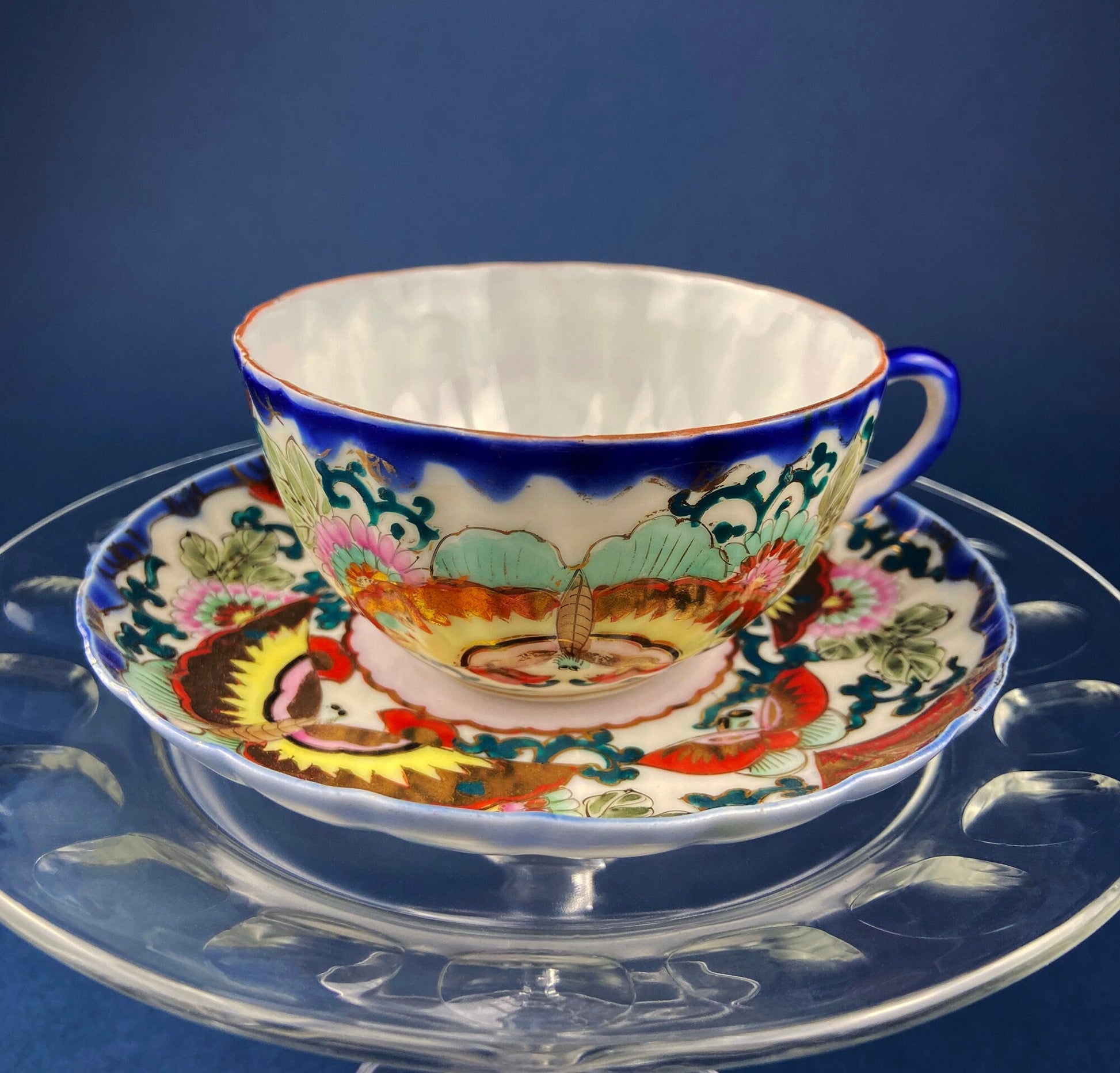 Crown Staffordshire Ellesmere Tea Cup and Saucer. Amazing Set with Repousse Detail ing, Number 14962 . - Tampa Home & Garden Store