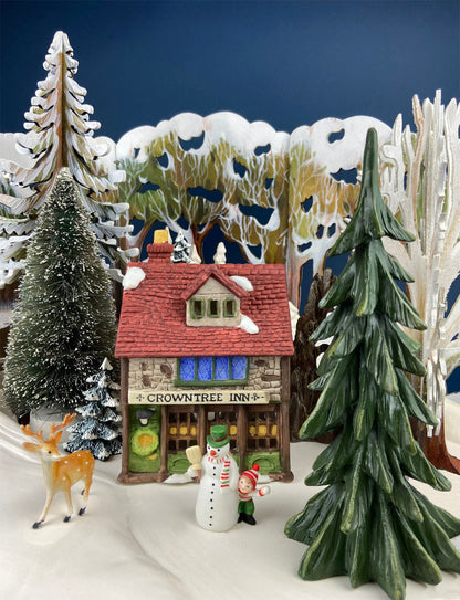 Crowntree Inn Christmas Village House by Dept 56.  Illuminated  Dickens Village Series. Made in Taiwan. Christmas Village/Diorama. - Tampa Home & Garden Store