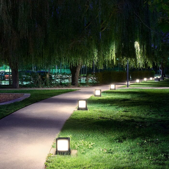 Cube-1000 Outdoor Landscape / Post-Cap Solar Light | Dusk to Dawn - Tampa Home & Garden Store