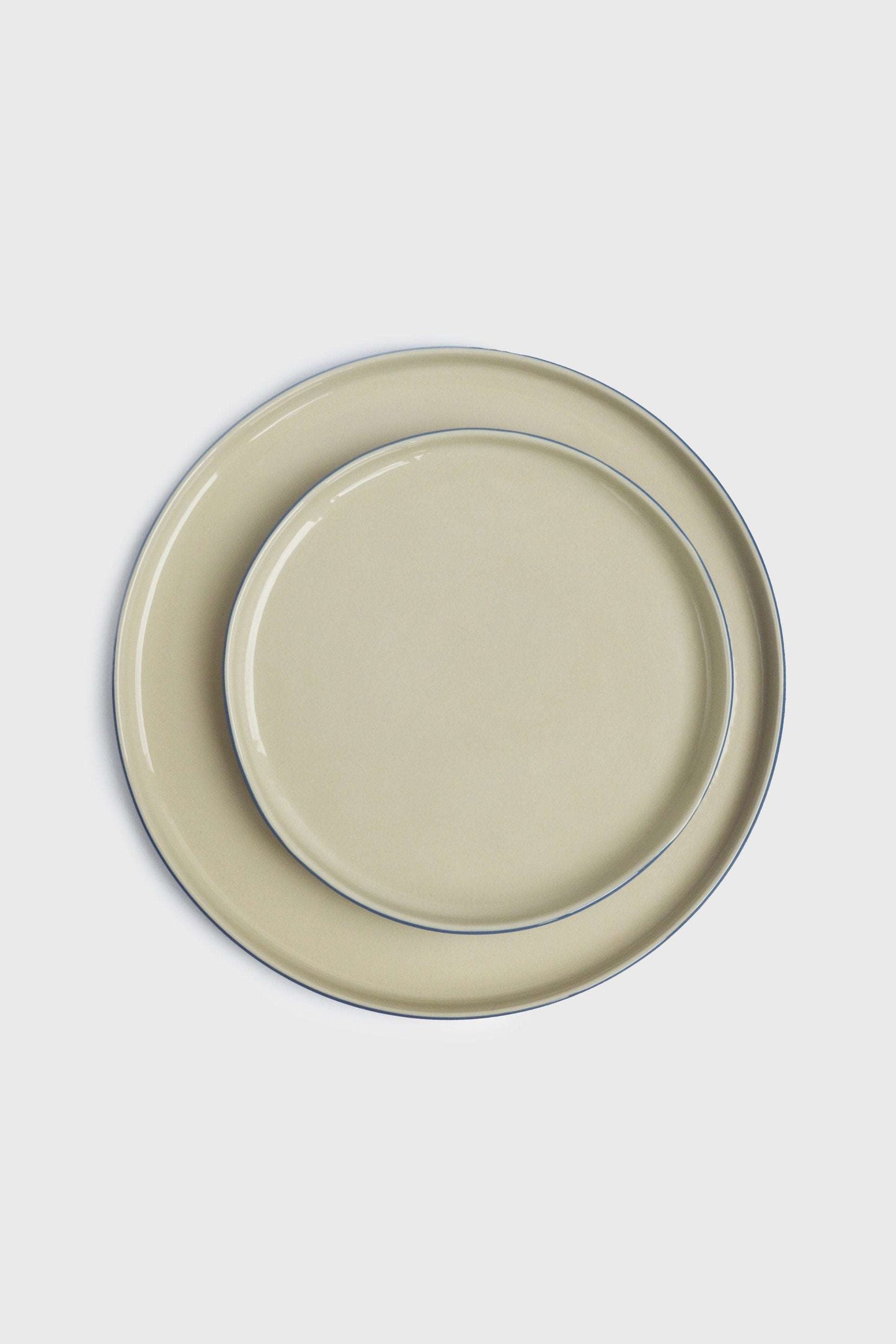 Handmade Blue Plates and Forget Me Flower Design