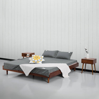 Base de cama plataforma tamaño King de estilo moderno de mediados de siglo con acabado de madera oscura